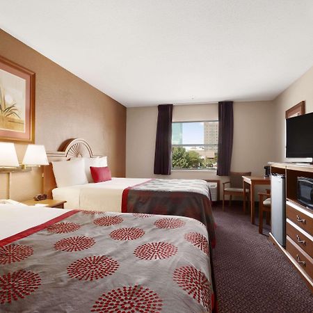 Ramada By Wyndham Sioux City Eksteriør billede