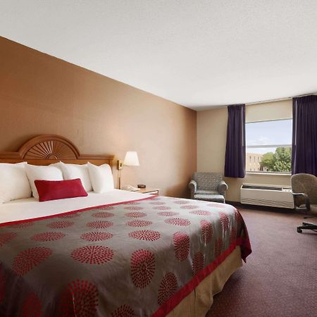 Ramada By Wyndham Sioux City Eksteriør billede
